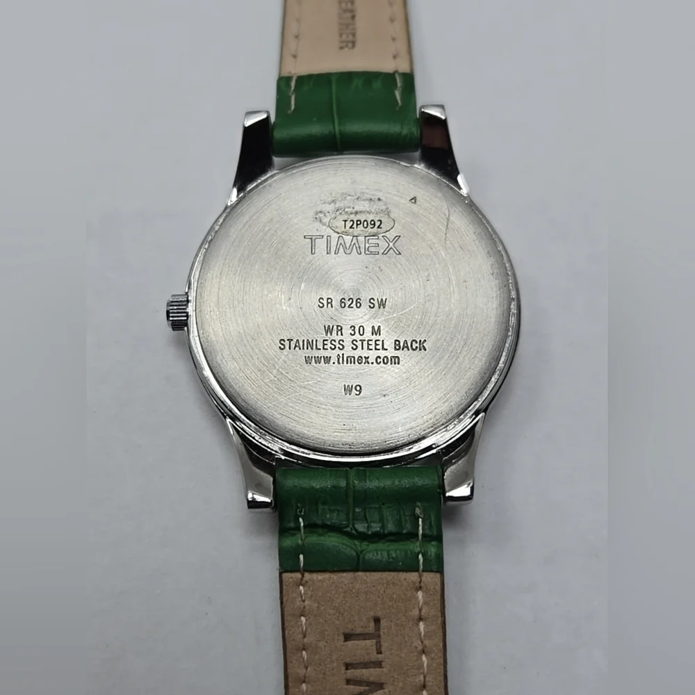 Womens Timex Easy Reader Watch Silver Tone Green Croco Dress Classic New Battery